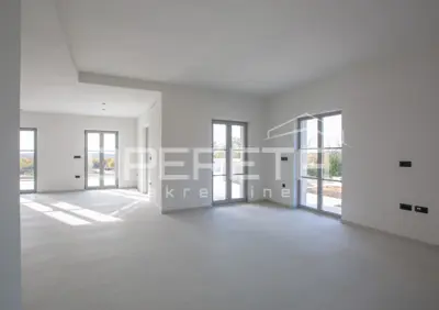 House for sale in Sveti Lovreč, 210 m² - 5