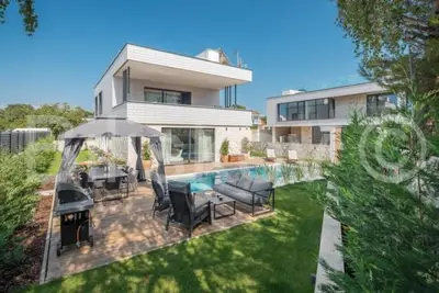 Vila 151 m², Vrsar-Funtana, bazen i okućnica - 3