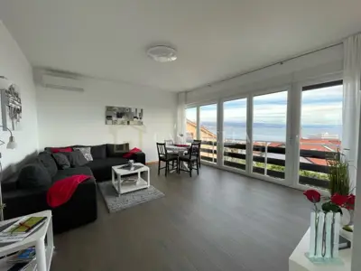 Stan u Opatiji - Centar, 2S+DB, balkon i pogled na Kvarner