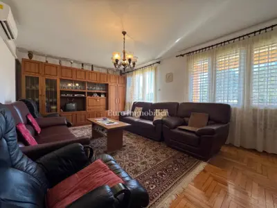 Kuća 277 m², Labin - mirna okućnica 4.741 m² - 4
