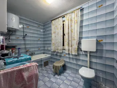 Kuća 277 m², Labin - mirna okućnica 4.741 m² - 13