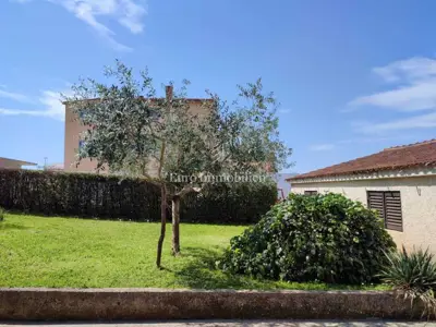 Haus zum Kauf in Škatari, 300 m² - 6