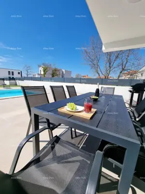 Luxushaus mit Pool im Herzen von Istrien. - 12