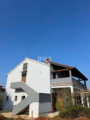 Stan 81,6 m², Poreč - renoviran, okućnica i parking - 19