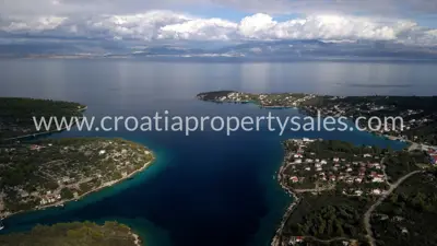 Building plot, Šolta, 100 m from the sea and quiet location - 3