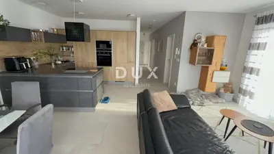 Apartment 83 m², Linardići - panoramic sea views - 8