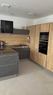 Apartment 83 m², Linardići - panoramic sea views - 11