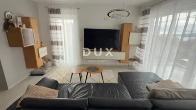 Apartment 83 m², Linardići - panoramic sea views - 9