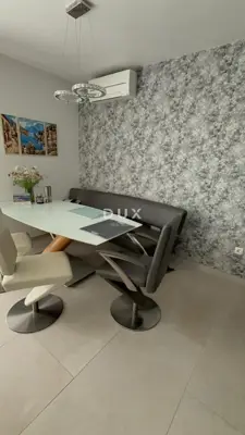 Apartment 83 m², Linardići - panoramic sea views - 10