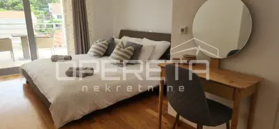 Vila 4 spavaće sobe, Žrnovo na Korčuli, prvi red do mora - 10