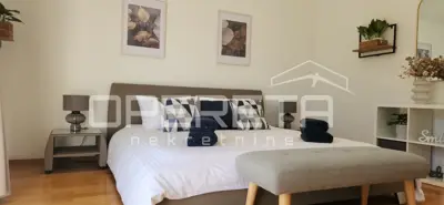 Vila 4 spavaće sobe, Žrnovo na Korčuli, prvi red do mora - 8