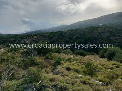 Grundstück 15.800 m², Otok Brač - nahe am Meer - 5