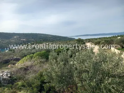 Grundstück 15.800 m², Otok Brač - nahe am Meer - 2