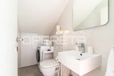 Vila 167 m², Kaštel Kambelovac, pogled na more i bazen - 15