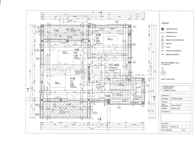 Vila 167 m², Kaštel Kambelovac, pogled na more i bazen - 23