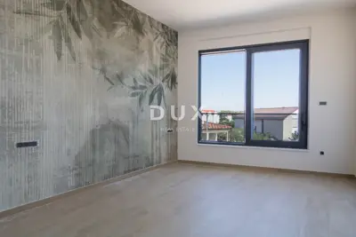 Vodice, Srima, kuća, 134,29 m², s bazenom - 8