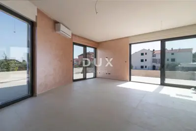 Vodice, Srima, kuća, 134,29 m², s bazenom - 4