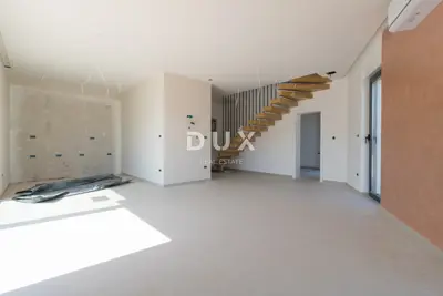 Vodice, Srima, kuća, 134,29 m², s bazenom - 5