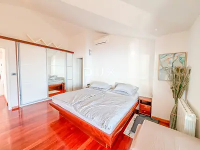 Penthouse 135 m², Ičići - panoramic sea view - 20