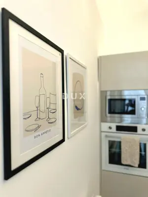 Pula, centar, stan, 133,96 m², renoviran, pješačka zona - 12