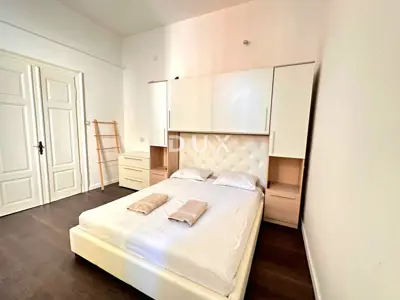 Pula, centar, stan, 133,96 m², renoviran, pješačka zona - 15
