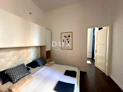 Pula, centar, stan, 133,96 m², renoviran, pješačka zona - 17