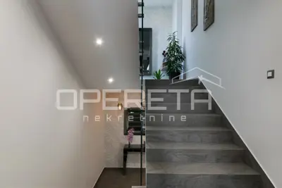 Luksuzna vila s bazenom, 300 m², Zatoglav - 16
