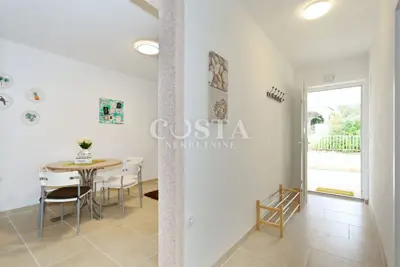 Haus 309 m², Vir - 3 Apartments und Meerblick - 14