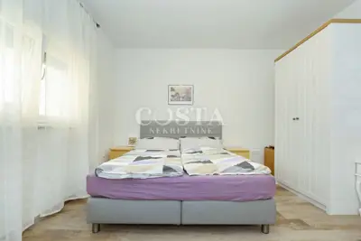 Haus 309 m², Vir - 3 Apartments und Meerblick - 17