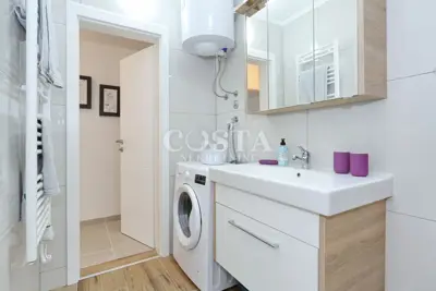 Haus 309 m², Vir - 3 Apartments und Meerblick - 22