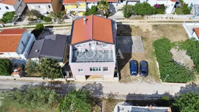 Haus 309 m², Vir - 3 Apartments und Meerblick - 4