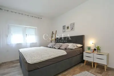 Haus 309 m², Vir - 3 Apartments und Meerblick - 16