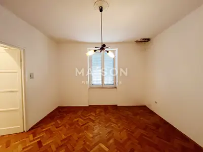 PULA CENTAR, stan s potencijalom blizu arene - 7