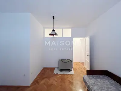 PULA CENTAR, stan s potencijalom blizu arene - 10