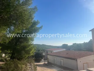 Agricultural land 2,564 m², Otok Vis - southern side