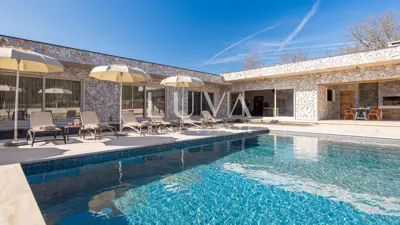Split, Dicmo, Luxusvilla mit Pool und Tennisplatz, zur Miete - 2