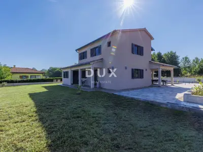 House 151 m², Labin - pool and landscaped yard - 12