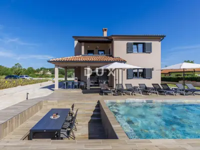 House 151 m², Labin - pool and landscaped yard - 5
