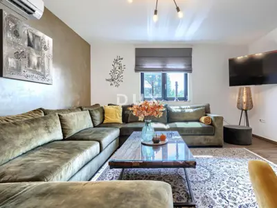 House 151 m², Labin - pool and landscaped yard - 13