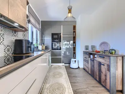 House 151 m², Labin - pool and landscaped yard - 22