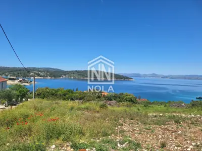Baugrundstück 500 m², Nečujam - 80 m vom Meer - 2