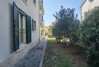 Novalja - prizemlje s terasom i vrtom - 14