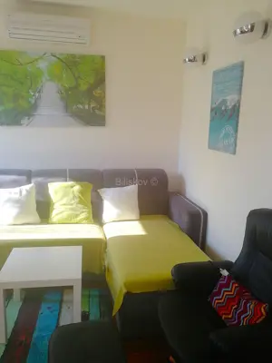 Wohnung 33 m², Bol auf Brač, Meerblick und Parkplatz