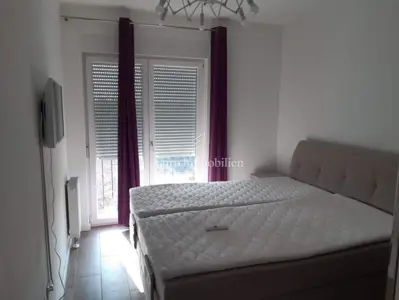 Apartment 77 m², Monvidal, Pula - 3 bedrooms, balcony - 10