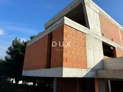 Semi-detached house 246 m², Medulin - sea view from all floors - 20