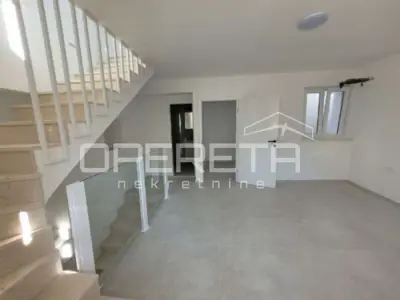 Haus 110 m², alte Stadtkerne von Rab, renoviert 2025 - 12