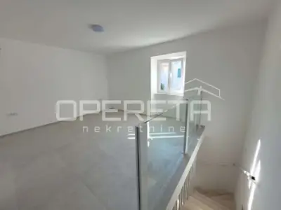 Haus 110 m², alte Stadtkerne von Rab, renoviert 2025 - 8
