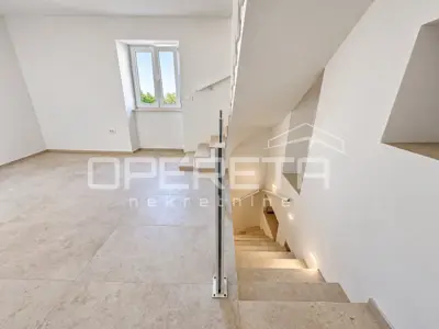 House 110 m², old town center of Rab, renovated in 2025. - 13