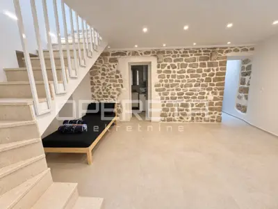 House 110 m², old town center of Rab, renovated in 2025. - 2