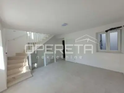 Haus 110 m², alte Stadtkerne von Rab, renoviert 2025 - 11